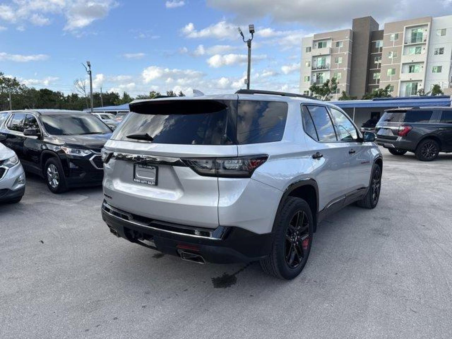 2019 Silver Ice Metallic /Jet Black Chevrolet Traverse (1GNERKKW2KJ) with an 6 3.6L engine, Automatic transmission, located at 27610 S Dixie Hwy, Homestead, FL, 33032, (305) 749-2348, 25.510241, -80.438301 - KBB.com 12 Best Family Cars. Scores 27 Highway MPG and 18 City MPG! This Chevrolet Traverse boasts a Gas V6 3.6L/217 engine powering this Automatic transmission. TRANSMISSION, 9-SPEED AUTOMATIC (STD), TRAILERING EQUIPMENT includes (V08) heavy-duty cooling system and trailer hitch, SUNROOF, DUAL SKYS - Photo#4