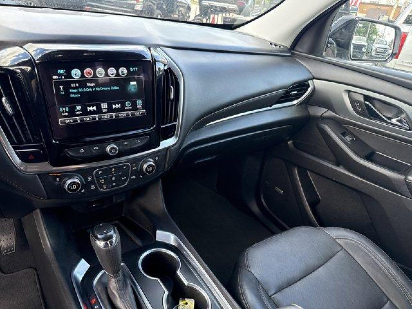 2019 Silver Ice Metallic /Jet Black Chevrolet Traverse (1GNERKKW2KJ) with an 6 3.6L engine, Automatic transmission, located at 27610 S Dixie Hwy, Homestead, FL, 33032, (305) 749-2348, 25.510241, -80.438301 - KBB.com 12 Best Family Cars. Scores 27 Highway MPG and 18 City MPG! This Chevrolet Traverse boasts a Gas V6 3.6L/217 engine powering this Automatic transmission. TRANSMISSION, 9-SPEED AUTOMATIC (STD), TRAILERING EQUIPMENT includes (V08) heavy-duty cooling system and trailer hitch, SUNROOF, DUAL SKYS - Photo#9