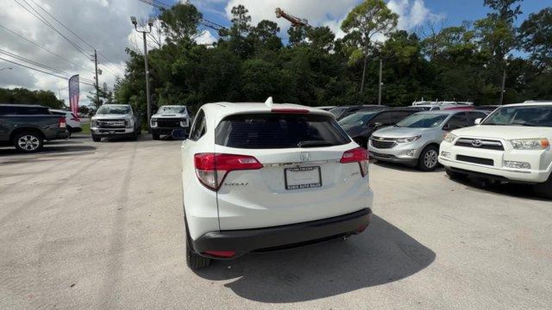 2021 White Honda HR-V (3CZRU6H36MM) with an 4 1.8 L engine, Variable transmission, located at 27610 S Dixie Hwy, Homestead, FL, 33032, (305) 749-2348, 25.510241, -80.438301 - Delivers 31 Highway MPG and 27 City MPG! This Honda HR-V boasts a Regular Unleaded I-4 1.8 L/110 engine powering this Variable transmission. Wireless Phone Connectivity, Wheels: 17 Silver-Painted Alloy, Vehicle Stability Assist (VSA) Electronic Stability Control (ESC).* This Honda HR-V Features the - Photo#3