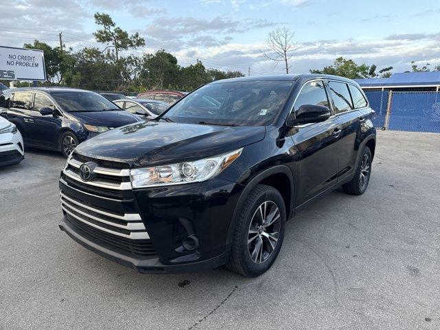 2019 Toyota Highlander 