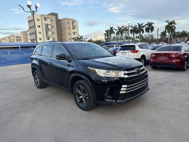 2019 Black Toyota Highlander (5TDZARFH2KS) with an 4 2.7 L engine, Automatic transmission, located at 27610 S Dixie Hwy, Homestead, FL, 33032, (305) 749-2348, 25.510241, -80.438301 - KBB.com Best Resale Value Awards. Scores 24 Highway MPG and 20 City MPG! This Toyota Highlander boasts a Regular Unleaded I-4 2.7 L/163 engine powering this Automatic transmission. Wireless Phone Connectivity, Window Grid Diversity Antenna, Variable Intermittent Wipers w/Heated Wiper Park.* This Toy - Photo#6