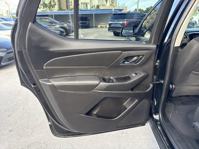 2020 Mosaic Black Metallic /Jet Black Chevrolet Traverse (1GNERFKW4LJ) with an 6 3.6L engine, Automatic transmission, located at 27610 S Dixie Hwy, Homestead, FL, 33032, (305) 749-2348, 25.510241, -80.438301 - Boasts 27 Highway MPG and 18 City MPG! This Chevrolet Traverse delivers a Gas V6 3.6L/217 engine powering this Automatic transmission. WHEELS, 18 (45.7 CM) BRIGHT SILVER PAINTED ALUMINUM (STD), TRANSMISSION, 9-SPEED AUTOMATIC (STD), TIRES, P255/65R18 ALL-SEASON BLACKWALL (STD).*This Chevrolet Traver - Photo#14