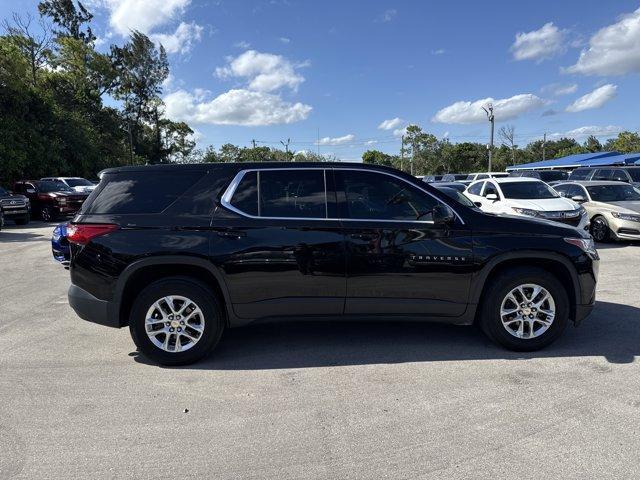 2020 Mosaic Black Metallic /Jet Black Chevrolet Traverse (1GNERFKW4LJ) with an 6 3.6L engine, Automatic transmission, located at 27610 S Dixie Hwy, Homestead, FL, 33032, (305) 749-2348, 25.510241, -80.438301 - Boasts 27 Highway MPG and 18 City MPG! This Chevrolet Traverse delivers a Gas V6 3.6L/217 engine powering this Automatic transmission. WHEELS, 18 (45.7 CM) BRIGHT SILVER PAINTED ALUMINUM (STD), TRANSMISSION, 9-SPEED AUTOMATIC (STD), TIRES, P255/65R18 ALL-SEASON BLACKWALL (STD).*This Chevrolet Traver - Photo#5