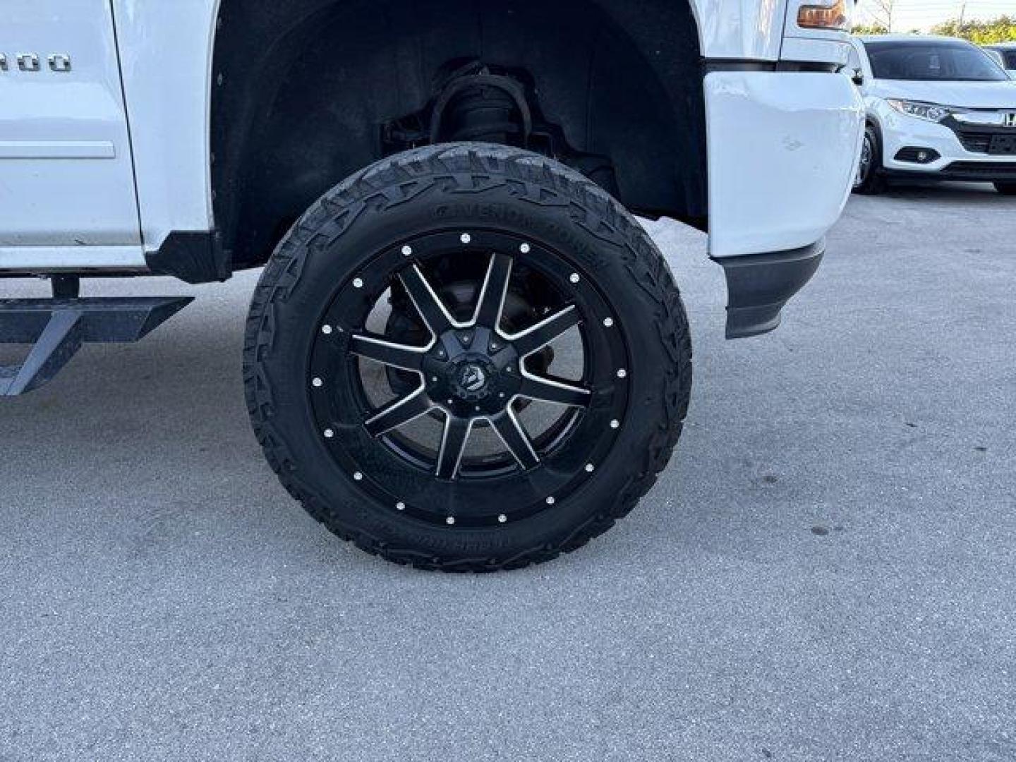 2018 Summit White /Jet Black Chevrolet Silverado 1500 (3GCUKREC0JG) with an 8 5.3L engine, Automatic transmission, located at 27610 S Dixie Hwy, Homestead, FL, 33032, (305) 749-2348, 25.510241, -80.438301 - KBB.com 10 Most Awarded Brands. Boasts 22 Highway MPG and 16 City MPG! This Chevrolet Silverado 1500 boasts a Gas V8 5.3L/325 engine powering this Automatic transmission. WIRELESS CHARGING, WHEELS, 18 X 8.5 (45.7 CM X 21.6 CM) BRIGHT-MACHINED ALUMINUM (STD), WHEEL, FULL-SIZE SPARE, 17 (43.2 CM) STEE - Photo#9