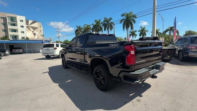 2019 Black /Jet Black Chevrolet Silverado 1500 (1GCPYCEFXKZ) with an 8 5.3L engine, Automatic transmission, located at 27610 S Dixie Hwy, Homestead, FL, 33032, (305) 749-2348, 25.510241, -80.438301 - Scores 18 Highway MPG and 14 City MPG! This Chevrolet Silverado 1500 delivers a Gas V8 5.3L/325 engine powering this Automatic transmission. TRANSMISSION, 6-SPEED AUTOMATIC, ELECTRONICALLY CONTROLLED (STD), THEFT-DETERRENT SYSTEM, UNAUTHORIZED ENTRY, TAILGATE, GATE FUNCTION MANUAL with EZ Lift, incl - Photo#2