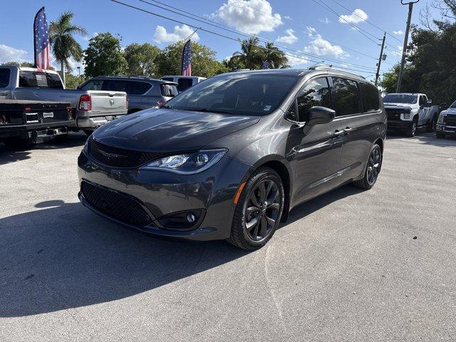photo of 2019 Chrysler Pacifica 
