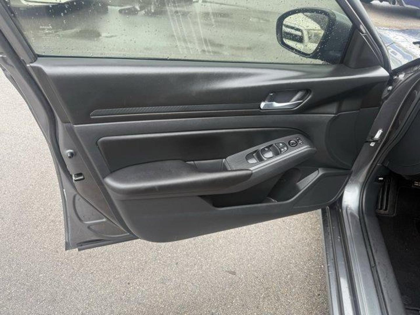 2021 Gun Metallic /Charcoal Nissan Altima (1N4BL4BV5MN) with an 4 2.5 L engine, Variable transmission, located at 27610 S Dixie Hwy, Homestead, FL, 33032, (305) 749-2348, 25.510241, -80.438301 - Delivers 39 Highway MPG and 28 City MPG! This Nissan Altima boasts a Regular Unleaded I-4 2.5 L/152 engine powering this Variable transmission. GUN METALLIC, CHARCOAL, CLOTH SEAT TRIM, Wireless Phone Connectivity.*This Nissan Altima Comes Equipped with These Options *Window Grid Antenna, Wheels: 16 - Photo#10