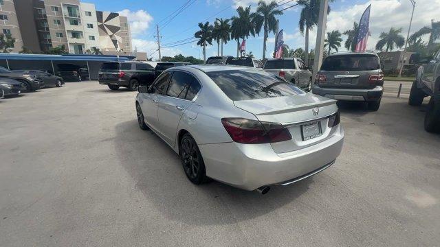 2013 Silver Honda Accord Sdn (1HGCR2F51DA) with an 4 2.4L engine, Variable transmission, located at 27610 S Dixie Hwy, Homestead, FL, 33032, (305) 749-2348, 25.510241, -80.438301 - IIHS Top Safety Pick. Boasts 35 Highway MPG and 26 City MPG! This Honda Accord Sdn delivers a Gas I4 2.4L/144 engine powering this Variable transmission. Vehicle Stability Assist (VSA) w/traction control, Variable intermittent flush windshield wipers, Tire pressure monitoring system.*This Honda Acco - Photo#2