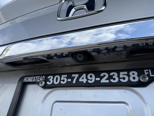 2013 Silver Honda Accord Sdn (1HGCR2F51DA) with an 4 2.4L engine, Variable transmission, located at 27610 S Dixie Hwy, Homestead, FL, 33032, (305) 749-2348, 25.510241, -80.438301 - IIHS Top Safety Pick. Boasts 35 Highway MPG and 26 City MPG! This Honda Accord Sdn delivers a Gas I4 2.4L/144 engine powering this Variable transmission. Vehicle Stability Assist (VSA) w/traction control, Variable intermittent flush windshield wipers, Tire pressure monitoring system.*This Honda Acco - Photo#17