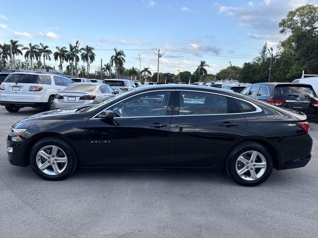 2022 Mosaic Black Metallic /Jet Black Chevrolet Malibu (1G1ZD5ST4NF) with an 4 1.5L engine, Automatic transmission, located at 27610 S Dixie Hwy, Homestead, FL, 33032, (305) 749-2348, 25.510241, -80.438301 - Delivers 36 Highway MPG and 29 City MPG! This Chevrolet Malibu delivers a Turbocharged Gas I4 1.5L/91 engine powering this Automatic transmission. TRANSMISSION, CONTINUOUSLY VARIABLE (CVT) (STD), SEATS, FRONT BUCKET (STD), MOSAIC BLACK METALLIC.*This Chevrolet Malibu Comes Equipped with These Option - Photo#1