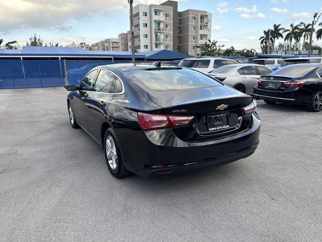 2022 Mosaic Black Metallic /Jet Black Chevrolet Malibu (1G1ZD5ST4NF) with an 4 1.5L engine, Automatic transmission, located at 27610 S Dixie Hwy, Homestead, FL, 33032, (305) 749-2348, 25.510241, -80.438301 - Delivers 36 Highway MPG and 29 City MPG! This Chevrolet Malibu delivers a Turbocharged Gas I4 1.5L/91 engine powering this Automatic transmission. TRANSMISSION, CONTINUOUSLY VARIABLE (CVT) (STD), SEATS, FRONT BUCKET (STD), MOSAIC BLACK METALLIC.*This Chevrolet Malibu Comes Equipped with These Option - Photo#2