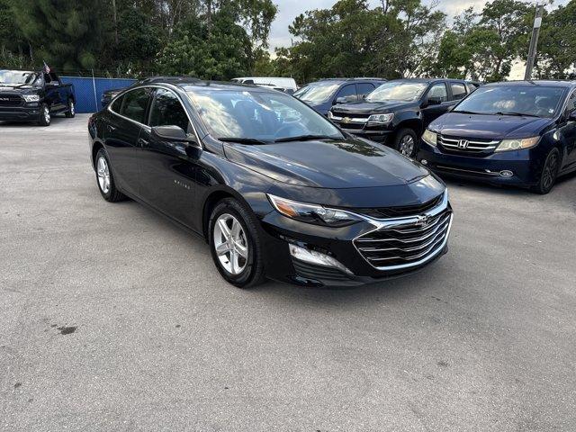 2022 Mosaic Black Metallic /Jet Black Chevrolet Malibu (1G1ZD5ST4NF) with an 4 1.5L engine, Automatic transmission, located at 27610 S Dixie Hwy, Homestead, FL, 33032, (305) 749-2348, 25.510241, -80.438301 - Delivers 36 Highway MPG and 29 City MPG! This Chevrolet Malibu delivers a Turbocharged Gas I4 1.5L/91 engine powering this Automatic transmission. TRANSMISSION, CONTINUOUSLY VARIABLE (CVT) (STD), SEATS, FRONT BUCKET (STD), MOSAIC BLACK METALLIC.*This Chevrolet Malibu Comes Equipped with These Option - Photo#6