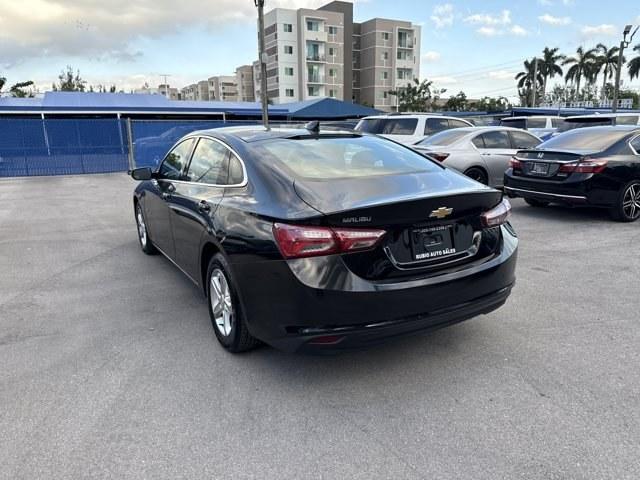 2022 Mosaic Black Metallic /Jet Black Chevrolet Malibu (1G1ZD5ST4NF) with an 4 1.5L engine, Automatic transmission, located at 27610 S Dixie Hwy, Homestead, FL, 33032, (305) 749-2348, 25.510241, -80.438301 - Delivers 36 Highway MPG and 29 City MPG! This Chevrolet Malibu delivers a Turbocharged Gas I4 1.5L/91 engine powering this Automatic transmission. TRANSMISSION, CONTINUOUSLY VARIABLE (CVT) (STD), SEATS, FRONT BUCKET (STD), MOSAIC BLACK METALLIC.*This Chevrolet Malibu Comes Equipped with These Option - Photo#2