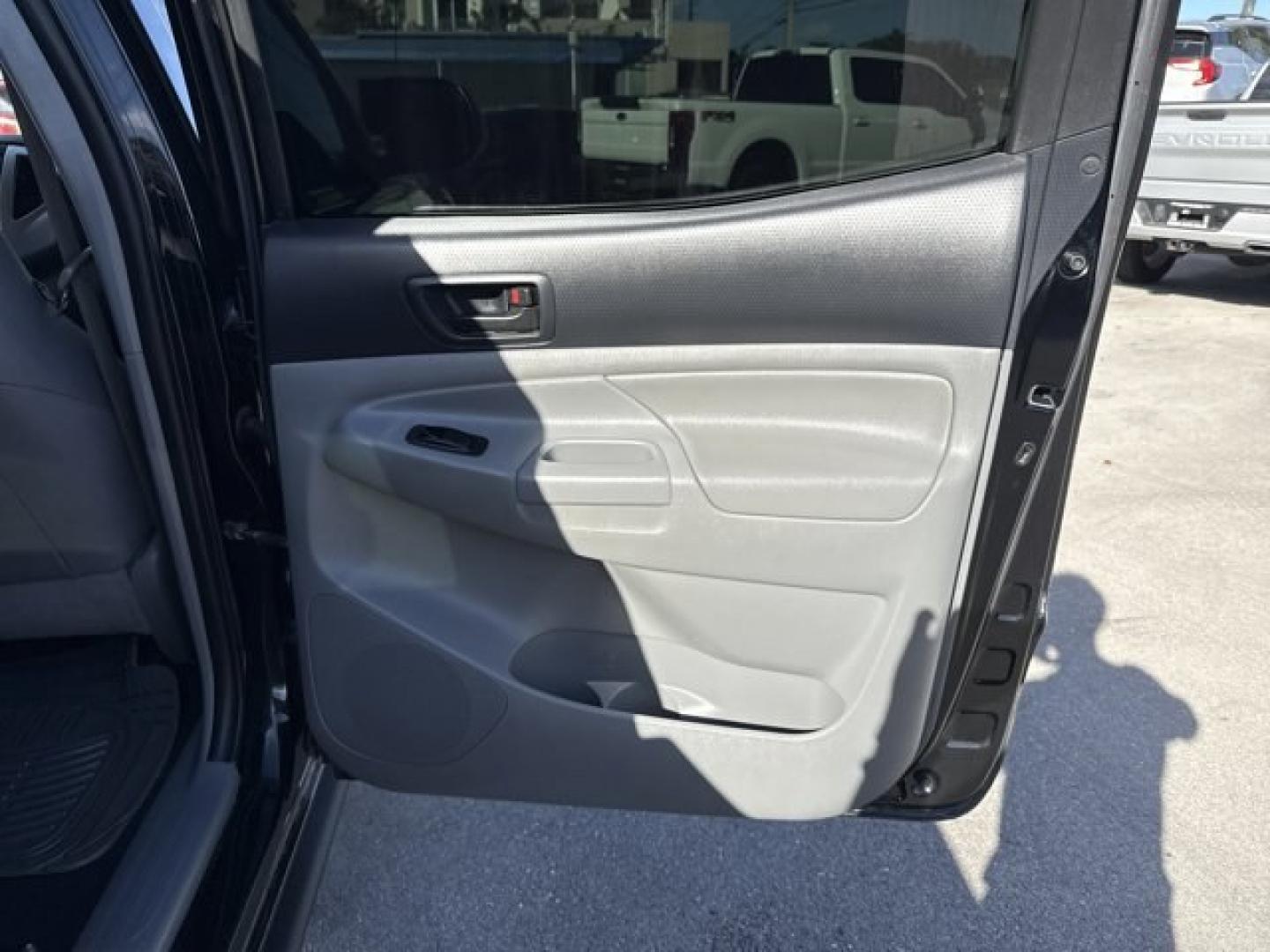 2014 Black Toyota Tacoma (5TFLU4EN0EX) with an 6 4.0 L engine, Automatic transmission, located at 27610 S Dixie Hwy, Homestead, FL, 33032, (305) 749-2348, 25.510241, -80.438301 - KBB.com Best Resale Value Awards. Only 56,851 Miles! Boasts 21 Highway MPG and 16 City MPG! This Toyota Tacoma boasts a Regular Unleaded V-6 4.0 L/241 engine powering this Automatic transmission. Wheels: 16 x 7J+30 Style Steel, Urethane Gear Shifter Material, Transmission: 5-Speed Automatic w/ECT-i. - Photo#16