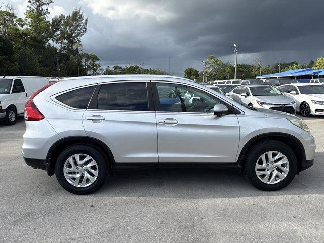 2016 Silver Honda CR-V (2HKRM3H73GH) with an 4 2.4 L engine, Variable transmission, located at 27610 S Dixie Hwy, Homestead, FL, 33032, (305) 749-2348, 25.510241, -80.438301 - KBB.com Brand Image Awards. Only 100,264 Miles! Delivers 33 Highway MPG and 26 City MPG! This Honda CR-V delivers a Regular Unleaded I-4 2.4 L/144 engine powering this Variable transmission. Wheels: 17 Alloy, Valet Function, Trip Computer.* This Honda CR-V Features the Following Options *Transmissio - Photo#5