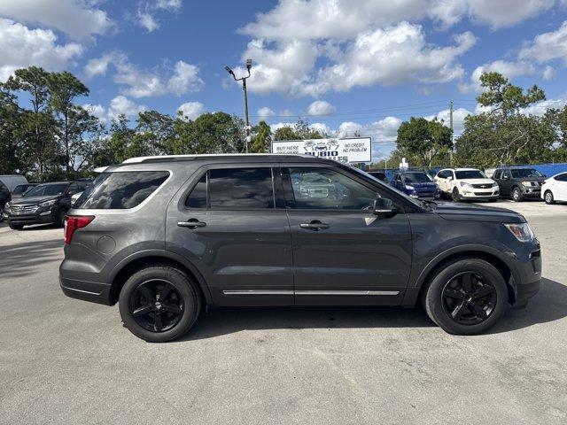 2018 Gray Ford Explorer (1FM5K7D85JG) with an 6 3.5 L engine, Automatic transmission, located at 27610 S Dixie Hwy, Homestead, FL, 33032, (305) 749-2348, 25.510241, -80.438301 - KBB.com 10 Most Awarded Brands. Boasts 24 Highway MPG and 17 City MPG! This Ford Explorer delivers a Regular Unleaded V-6 3.5 L/213 engine powering this Automatic transmission. Wheels: 18 5-Spoke Sparkle Silver-Painted Alum, Valet Function, Trip Computer.*This Ford Explorer Comes Equipped with These - Photo#5