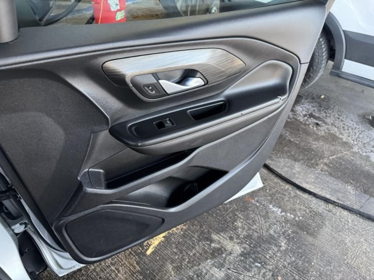 2022 Quicksilver Metallic /Jet Black GMC Terrain (3GKALMEV8NL) with an 4 1.5L engine, Automatic transmission, located at 27610 S Dixie Hwy, Homestead, FL, 33032, (305) 749-2348, 25.510241, -80.438301 - Scores 30 Highway MPG and 25 City MPG! This GMC Terrain boasts a Turbocharged Gas 1.5L/92 engine powering this Automatic transmission. TRANSMISSION, 9-SPEED AUTOMATIC 9T45, ELECTRONICALLY-CONTROLLED WITH OVERDRIVE (STD), TIRES, P225/65R17 ALL-SEASON BLACKWALL, SLE PREFERRED EQUIPMENT GROUP includes - Photo#13