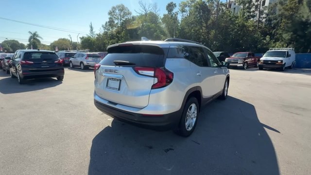 2022 Quicksilver Metallic /Jet Black GMC Terrain (3GKALMEV8NL) with an 4 1.5L engine, Automatic transmission, located at 27610 S Dixie Hwy, Homestead, FL, 33032, (305) 749-2348, 25.510241, -80.438301 - Scores 30 Highway MPG and 25 City MPG! This GMC Terrain boasts a Turbocharged Gas 1.5L/92 engine powering this Automatic transmission. TRANSMISSION, 9-SPEED AUTOMATIC 9T45, ELECTRONICALLY-CONTROLLED WITH OVERDRIVE (STD), TIRES, P225/65R17 ALL-SEASON BLACKWALL, SLE PREFERRED EQUIPMENT GROUP includes - Photo#4
