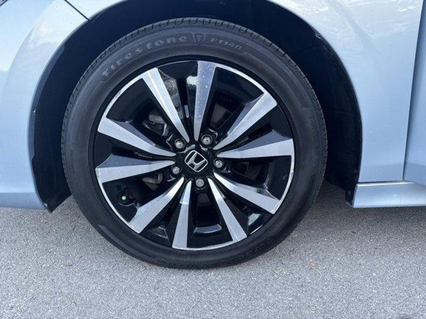 2022 Silver Honda Civic Sedan (2HGFE1F74NH) with an 4 1.5 L engine, Variable transmission, located at 27610 S Dixie Hwy, Homestead, FL, 33032, (305) 749-2348, 25.510241, -80.438301 - NACTOY 2022 North American Car of the Year. Only 15,061 Miles! Boasts 42 Highway MPG and 33 City MPG! This Honda Civic Sedan delivers a Intercooled Turbo Premium Unleaded I-4 1.5 L/91 engine powering this Variable transmission. Wireless Phone Connectivity, Vehicle Stability Assist (VSA) Electronic S - Photo#9