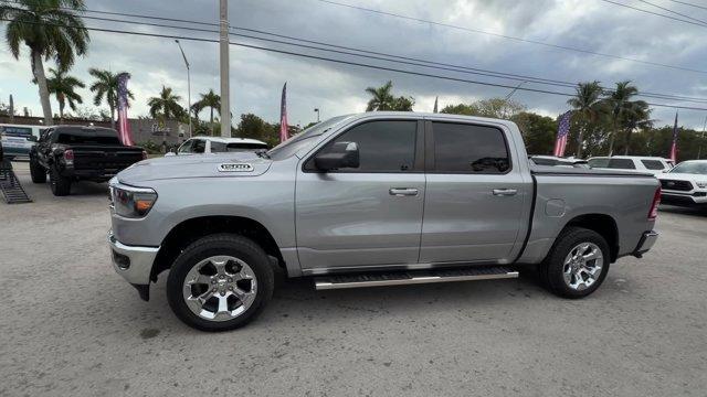 2022 Billet Silver Metallic Clearcoat /Black Ram 1500 (1C6RREFT8NN) with an 8 5.7 L engine, Automatic transmission, located at 27610 S Dixie Hwy, Homestead, FL, 33032, (305) 749-2348, 25.510241, -80.438301 - Boasts 23 Highway MPG and 18 City MPG! This Ram 1500 delivers a Regular Unleaded V-8 5.7 L/345 engine powering this Automatic transmission. TRANSMISSION: 8-SPEED AUTOMATIC (8HP75), TRAILER BRAKE CONTROL, MOPAR FRONT and REAR RUBBER FLOOR MATS.*This Ram 1500 Comes Equipped with These Options *MANUF - Photo#1