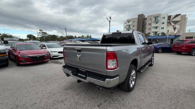 2022 Billet Silver Metallic Clearcoat /Black Ram 1500 (1C6RREFT8NN) with an 8 5.7 L engine, Automatic transmission, located at 27610 S Dixie Hwy, Homestead, FL, 33032, (305) 749-2348, 25.510241, -80.438301 - Boasts 23 Highway MPG and 18 City MPG! This Ram 1500 delivers a Regular Unleaded V-8 5.7 L/345 engine powering this Automatic transmission. TRANSMISSION: 8-SPEED AUTOMATIC (8HP75), TRAILER BRAKE CONTROL, MOPAR FRONT and REAR RUBBER FLOOR MATS.*This Ram 1500 Comes Equipped with These Options *MANUF - Photo#4