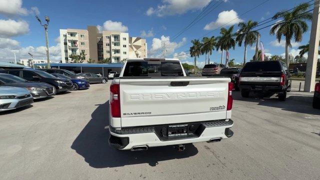 2021 Iridescent Pearl Tricoat /Jet Black/Umber Chevrolet Silverado 1500 (3GCPWFED5MG) with an 8 5.3L engine, Automatic transmission, located at 27610 S Dixie Hwy, Homestead, FL, 33032, (305) 749-2348, 25.510241, -80.438301 - Delivers 23 Highway MPG and 17 City MPG! This Chevrolet Silverado 1500 boasts a Gas V8 5.3L/325 engine powering this Automatic transmission. TRANSMISSION, 8-SPEED AUTOMATIC, ELECTRONICALLY CONTROLLED with overdrive and tow/haul mode. Includes Cruise Grade Braking and Powertrain Grade Braking (STD), - Photo#3