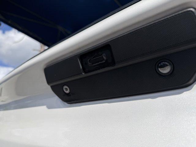 2021 Iridescent Pearl Tricoat /Jet Black/Umber Chevrolet Silverado 1500 (3GCPWFED5MG) with an 8 5.3L engine, Automatic transmission, located at 27610 S Dixie Hwy, Homestead, FL, 33032, (305) 749-2348, 25.510241, -80.438301 - Delivers 23 Highway MPG and 17 City MPG! This Chevrolet Silverado 1500 boasts a Gas V8 5.3L/325 engine powering this Automatic transmission. TRANSMISSION, 8-SPEED AUTOMATIC, ELECTRONICALLY CONTROLLED with overdrive and tow/haul mode. Includes Cruise Grade Braking and Powertrain Grade Braking (STD), - Photo#16