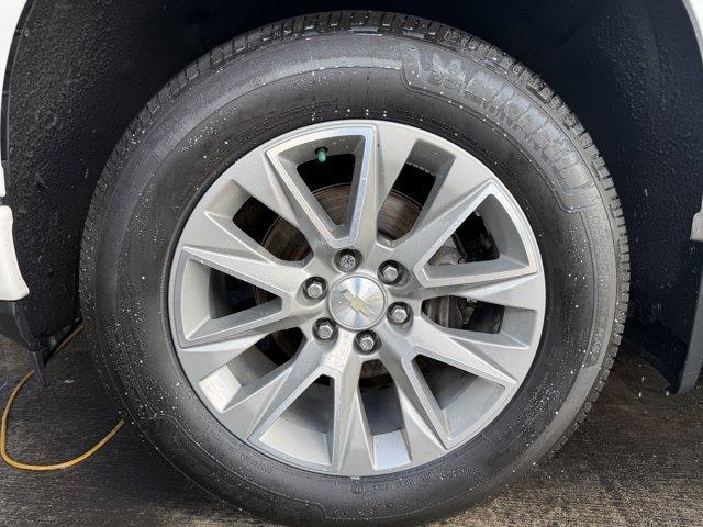 2021 Iridescent Pearl Tricoat /Jet Black/Umber Chevrolet Silverado 1500 (3GCPWFED5MG) with an 8 5.3L engine, Automatic transmission, located at 27610 S Dixie Hwy, Homestead, FL, 33032, (305) 749-2348, 25.510241, -80.438301 - Delivers 23 Highway MPG and 17 City MPG! This Chevrolet Silverado 1500 boasts a Gas V8 5.3L/325 engine powering this Automatic transmission. TRANSMISSION, 8-SPEED AUTOMATIC, ELECTRONICALLY CONTROLLED with overdrive and tow/haul mode. Includes Cruise Grade Braking and Powertrain Grade Braking (STD), - Photo#17