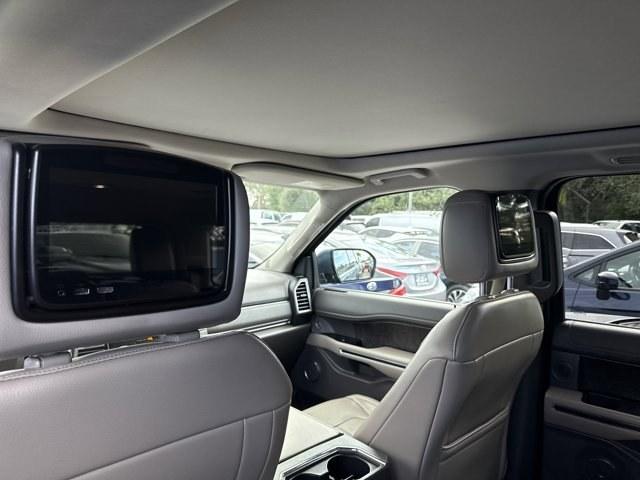 2018 Blue Ford Expedition (1FMJU2AT0JE) with an 6 3.5 L engine, Automatic transmission, located at 27610 S Dixie Hwy, Homestead, FL, 33032, (305) 749-2348, 25.510241, -80.438301 - KBB.com 10 Most Awarded Cars. Boasts 22 Highway MPG and 17 City MPG! This Ford Expedition delivers a Twin Turbo Regular Unleaded V-6 3.5 L/213 engine powering this Automatic transmission. ENGINE: 3.5L ECOBOOST V6 -inc: auto start-stop technology (STD), Wireless Phone Connectivity, Window Grid Antenn - Photo#10