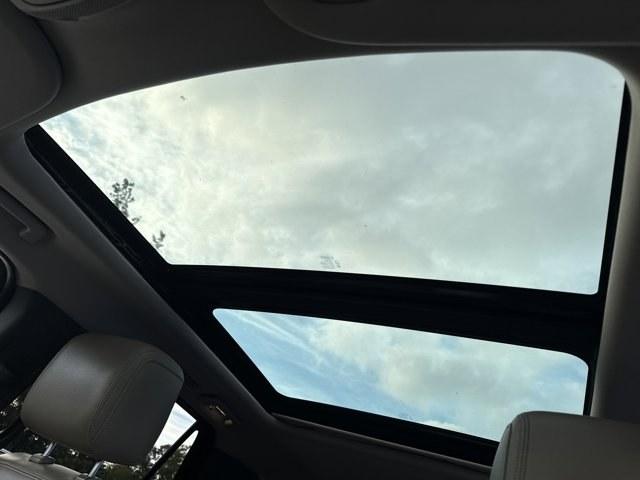 2018 Blue Ford Expedition (1FMJU2AT0JE) with an 6 3.5 L engine, Automatic transmission, located at 27610 S Dixie Hwy, Homestead, FL, 33032, (305) 749-2348, 25.510241, -80.438301 - KBB.com 10 Most Awarded Cars. Boasts 22 Highway MPG and 17 City MPG! This Ford Expedition delivers a Twin Turbo Regular Unleaded V-6 3.5 L/213 engine powering this Automatic transmission. ENGINE: 3.5L ECOBOOST V6 -inc: auto start-stop technology (STD), Wireless Phone Connectivity, Window Grid Antenn - Photo#11