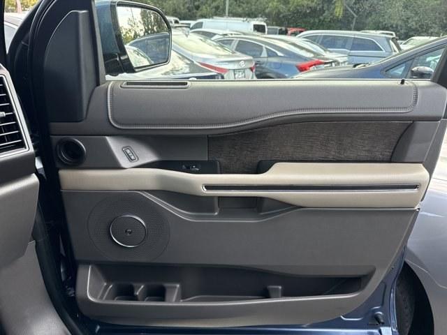 2018 Blue Ford Expedition (1FMJU2AT0JE) with an 6 3.5 L engine, Automatic transmission, located at 27610 S Dixie Hwy, Homestead, FL, 33032, (305) 749-2348, 25.510241, -80.438301 - KBB.com 10 Most Awarded Cars. Boasts 22 Highway MPG and 17 City MPG! This Ford Expedition delivers a Twin Turbo Regular Unleaded V-6 3.5 L/213 engine powering this Automatic transmission. ENGINE: 3.5L ECOBOOST V6 -inc: auto start-stop technology (STD), Wireless Phone Connectivity, Window Grid Antenn - Photo#15