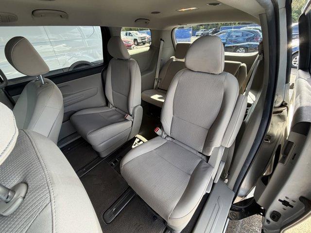2021 Silky Silver /Gray Kia Sedona (KNDMB5C18M6) with an 6 3.3 L engine, Automatic transmission, located at 27610 S Dixie Hwy, Homestead, FL, 33032, (305) 749-2348, 25.510241, -80.438301 - Delivers 24 Highway MPG and 18 City MPG! This Kia Sedona boasts a Regular Unleaded V-6 3.3 L/204 engine powering this Automatic transmission. SILKY SILVER, CARPETED FLOOR MATS, Variable Intermittent Wipers.* This Kia Sedona Features the Following Options *Urethane Gear Shifter Material, Trip Compute - Photo#12