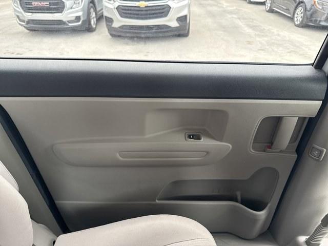 2021 Silky Silver /Gray Kia Sedona (KNDMB5C18M6) with an 6 3.3 L engine, Automatic transmission, located at 27610 S Dixie Hwy, Homestead, FL, 33032, (305) 749-2348, 25.510241, -80.438301 - Delivers 24 Highway MPG and 18 City MPG! This Kia Sedona boasts a Regular Unleaded V-6 3.3 L/204 engine powering this Automatic transmission. SILKY SILVER, CARPETED FLOOR MATS, Variable Intermittent Wipers.* This Kia Sedona Features the Following Options *Urethane Gear Shifter Material, Trip Compute - Photo#16