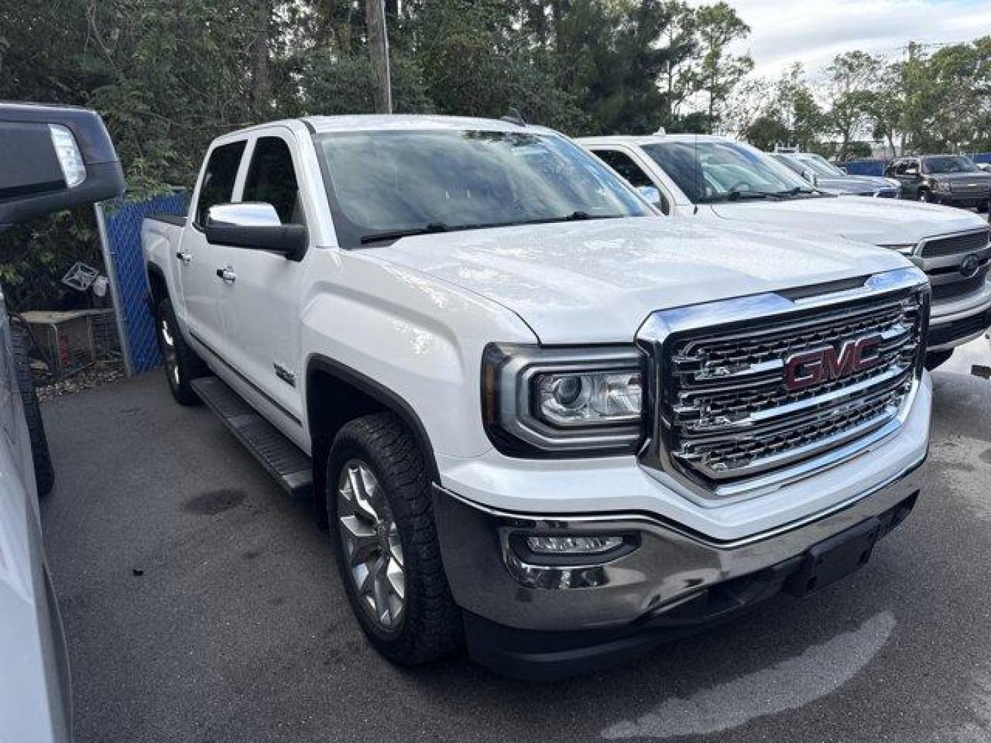 2017 White Frost Tricoat /Cocoa/Dune GMC Sierra 1500 (3GTP1NEC2HG) with an 8 5.3L engine, Automatic transmission, located at 27610 S Dixie Hwy, Homestead, FL, 33032, (305) 749-2348, 25.510241, -80.438301 - KBB.com Brand Image Awards. Only 102,142 Miles! Delivers 23 Highway MPG and 16 City MPG! This GMC Sierra 1500 delivers a Gas V8 5.3L/325 engine powering this Automatic transmission. WIRELESS CHARGING, WHITE FROST TRICOAT, WHEELS, 20 X 9 (50.8 CM X 22.9 CM) POLISHED ALUMINUM.* This GMC Sierra 1500 Fe - Photo#3