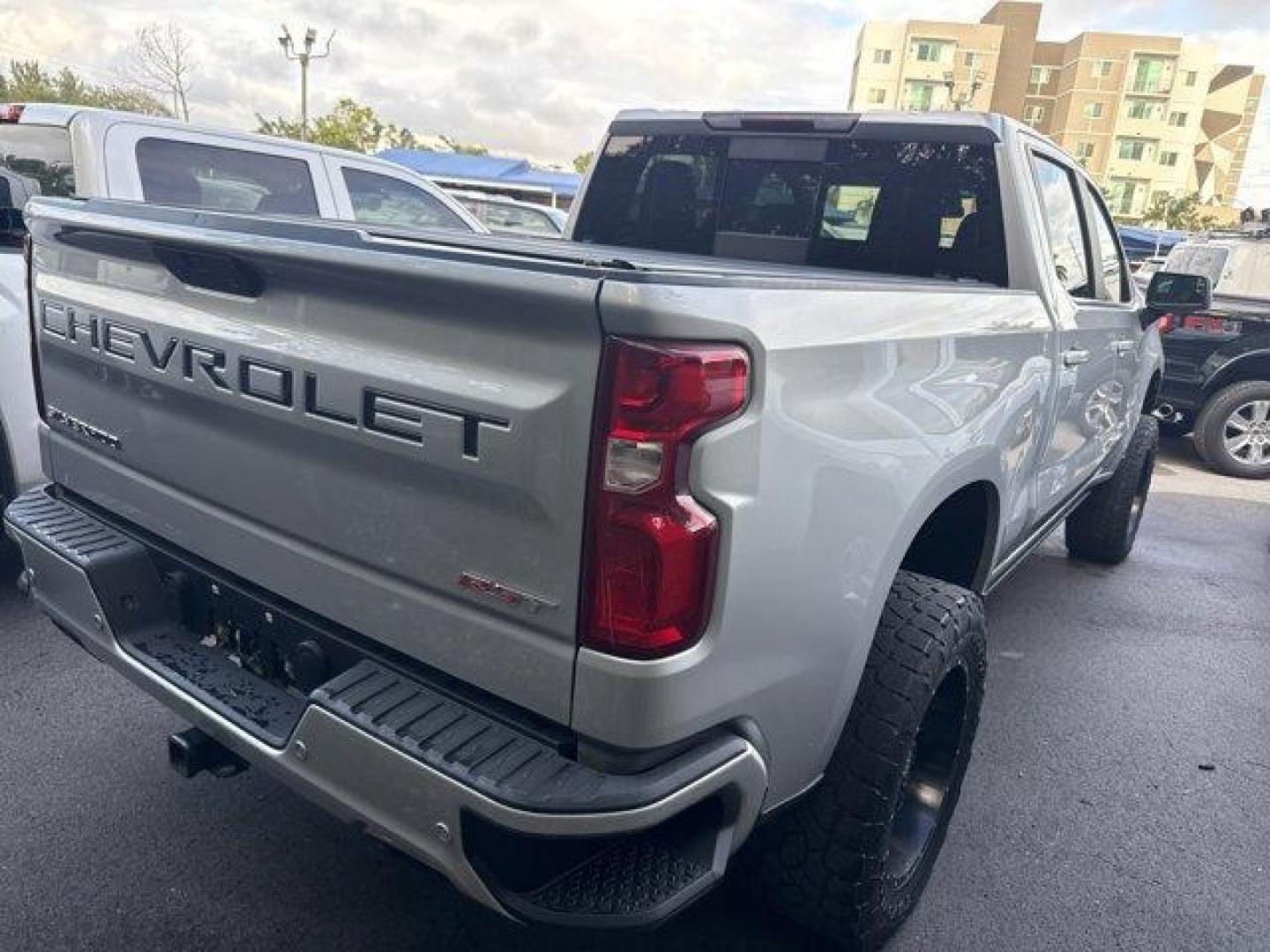 2019 Silver Ice Metallic /Jet Black Chevrolet Silverado 1500 (1GCUYEED1KZ) with an 8 5.3L engine, Automatic transmission, located at 27610 S Dixie Hwy, Homestead, FL, 33032, (305) 749-2348, 25.510241, -80.438301 - Boasts 22 Highway MPG and 16 City MPG! This Chevrolet Silverado 1500 boasts a Gas V8 5.3L/325 engine powering this Automatic transmission. WINDOW, POWER, REAR SLIDING with rear defogger, UNIVERSAL HOME REMOTE, TRANSMISSION, 8-SPEED AUTOMATIC, ELECTRONICALLY CONTROLLED with overdrive and tow/haul mod - Photo#2