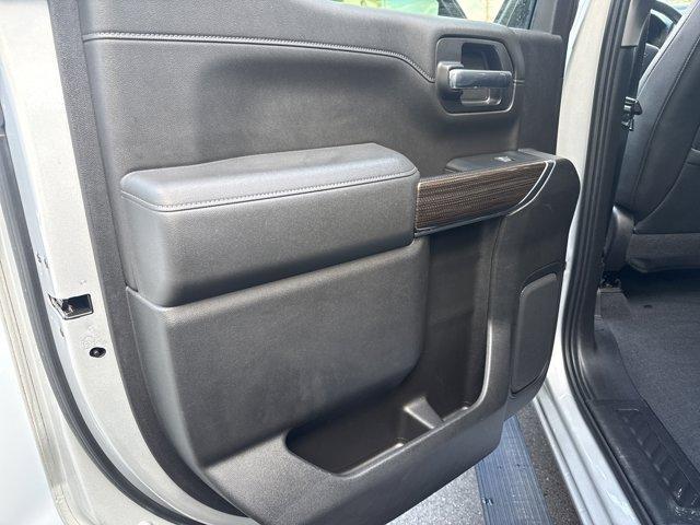 2019 Silver Ice Metallic /Jet Black Chevrolet Silverado 1500 (1GCUYEED1KZ) with an 8 5.3L engine, Automatic transmission, located at 27610 S Dixie Hwy, Homestead, FL, 33032, (305) 749-2348, 25.510241, -80.438301 - Boasts 22 Highway MPG and 16 City MPG! This Chevrolet Silverado 1500 boasts a Gas V8 5.3L/325 engine powering this Automatic transmission. WINDOW, POWER, REAR SLIDING with rear defogger, UNIVERSAL HOME REMOTE, TRANSMISSION, 8-SPEED AUTOMATIC, ELECTRONICALLY CONTROLLED with overdrive and tow/haul mod - Photo#10