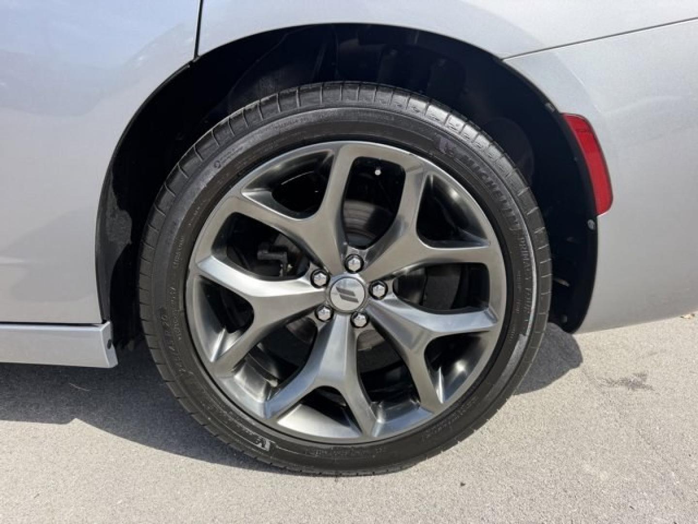 2018 Billet Clearcoat /Black Dodge Charger (2C3CDXHG9JH) with an 6 3.6 L engine, Automatic transmission, located at 27610 S Dixie Hwy, Homestead, FL, 33032, (305) 749-2348, 25.510241, -80.438301 - Boasts 30 Highway MPG and 19 City MPG! This Dodge Charger delivers a Regular Unleaded V-6 3.6 L/220 engine powering this Automatic transmission. WHEELS: 18 X 7.5 CAST ALUMINUM (STD), TRANSMISSION: 8-SPEED AUTOMATIC (845RE) (STD), TIRES: P235/55R18 AS PERFORMANCE (STD).* This Dodge Charger Features t - Photo#15