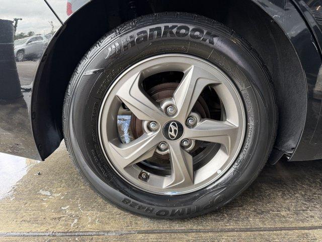 2017 Phantom Black /Beige Hyundai Elantra (5NPD94LA5HH) with an 4 1.4 L engine, Automatic transmission, located at 27610 S Dixie Hwy, Homestead, FL, 33032, (305) 749-2348, 25.510241, -80.438301 - IIHS Top Safety Pick+, Top Safety Pick+. Boasts 40 Highway MPG and 32 City MPG! This Hyundai Elantra delivers a Intercooled Turbo Regular Unleaded I-4 1.4 L/83 engine powering this Automatic transmission. REVERSIBLE CARGO TRAY, REAR BUMPER APPLIQUE, PHANTOM BLACK.*This Hyundai Elantra Comes Equipped - Photo#16