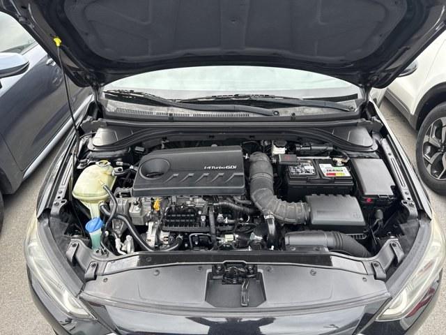 2017 Phantom Black /Beige Hyundai Elantra (5NPD94LA5HH) with an 4 1.4 L engine, Automatic transmission, located at 27610 S Dixie Hwy, Homestead, FL, 33032, (305) 749-2348, 25.510241, -80.438301 - IIHS Top Safety Pick+, Top Safety Pick+. Boasts 40 Highway MPG and 32 City MPG! This Hyundai Elantra delivers a Intercooled Turbo Regular Unleaded I-4 1.4 L/83 engine powering this Automatic transmission. REVERSIBLE CARGO TRAY, REAR BUMPER APPLIQUE, PHANTOM BLACK.*This Hyundai Elantra Comes Equipped - Photo#5