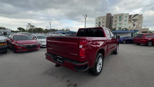 2022 Cherry Red Tintcoat /Jet Black Chevrolet Silverado 1500 LTD (3GCPWBEK8NG) with an 4 2.7L engine, Automatic transmission, located at 27610 S Dixie Hwy, Homestead, FL, 33032, (305) 749-2348, 25.510241, -80.438301 - Delivers 22 Highway MPG and 19 City MPG! This Chevrolet Silverado 1500 LTD boasts a Turbocharged Gas I4 2.7L/166 engine powering this Automatic transmission. TRANSMISSION, 8-SPEED AUTOMATIC, ELECTRONICALLY CONTROLLED with overdrive and tow/haul mode. Includes Cruise Grade Braking and Powertrain Grad - Photo#4