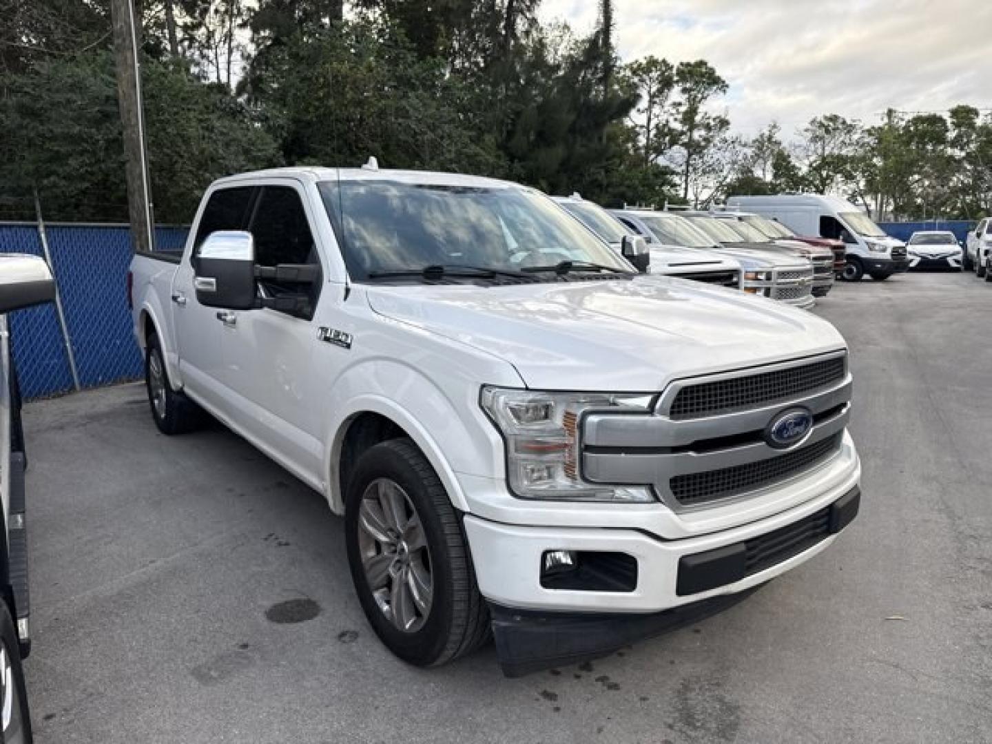 2018 White Ford F-150 (1FTEW1C56JF) with an 8 5.0 L engine, Automatic transmission, located at 27610 S Dixie Hwy, Homestead, FL, 33032, (305) 749-2348, 25.510241, -80.438301 - KBB.com Brand Image Awards. This Ford F-150 boasts a Regular Unleaded V8 5.0 L engine powering this Automatic transmission. Transmission w/Driver Selectable Mode and SelectShift Sequential Shift Control, Towing Equipment -inc: Trailer Sway Control, Tire Specific Low Tire Pressure Warning.*This Ford - Photo#3