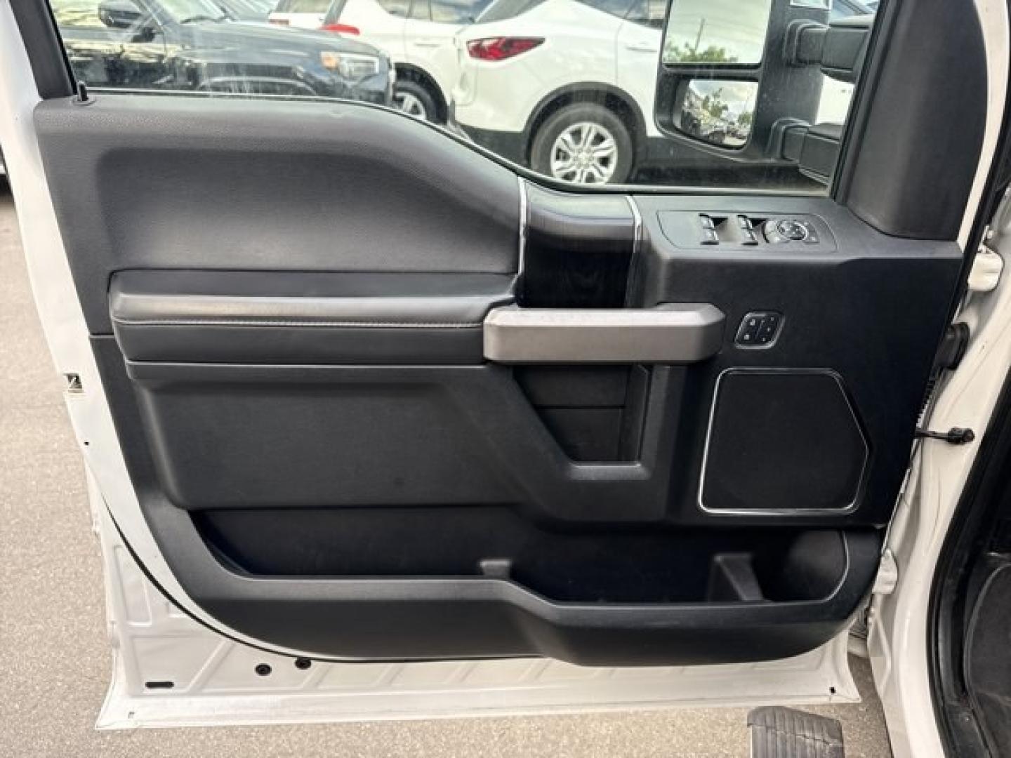 2018 White Ford F-150 (1FTEW1C56JF) with an 8 5.0 L engine, Automatic transmission, located at 27610 S Dixie Hwy, Homestead, FL, 33032, (305) 749-2348, 25.510241, -80.438301 - KBB.com Brand Image Awards. This Ford F-150 boasts a Regular Unleaded V8 5.0 L engine powering this Automatic transmission. Transmission w/Driver Selectable Mode and SelectShift Sequential Shift Control, Towing Equipment -inc: Trailer Sway Control, Tire Specific Low Tire Pressure Warning.*This Ford - Photo#10