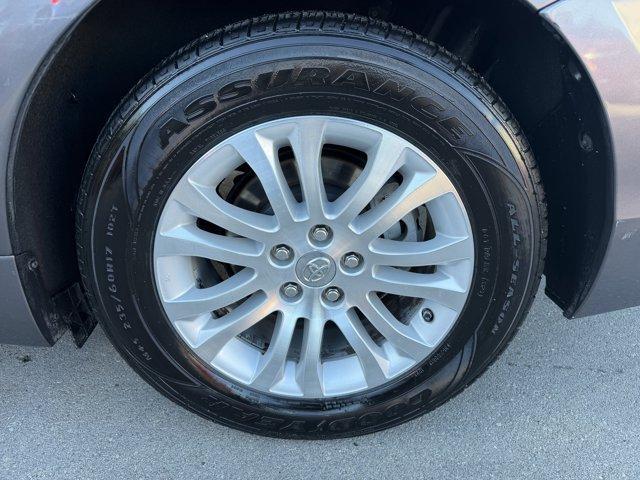 2015 Gray Toyota Sienna (5TDYK3DC9FS) with an 6 3.5 L engine, Automatic transmission, located at 27610 S Dixie Hwy, Homestead, FL, 33032, (305) 749-2348, 25.510241, -80.438301 - KBB.com 15 Best Family Cars. Delivers 25 Highway MPG and 18 City MPG! This Toyota Sienna boasts a Regular Unleaded V-6 3.5 L/211 engine powering this Automatic transmission. Window Grid And Roof Mount Diversity Antenna, Variable Intermittent Wipers w/Heated Wiper Park, Valet Function.*This Toyota Si - Photo#17