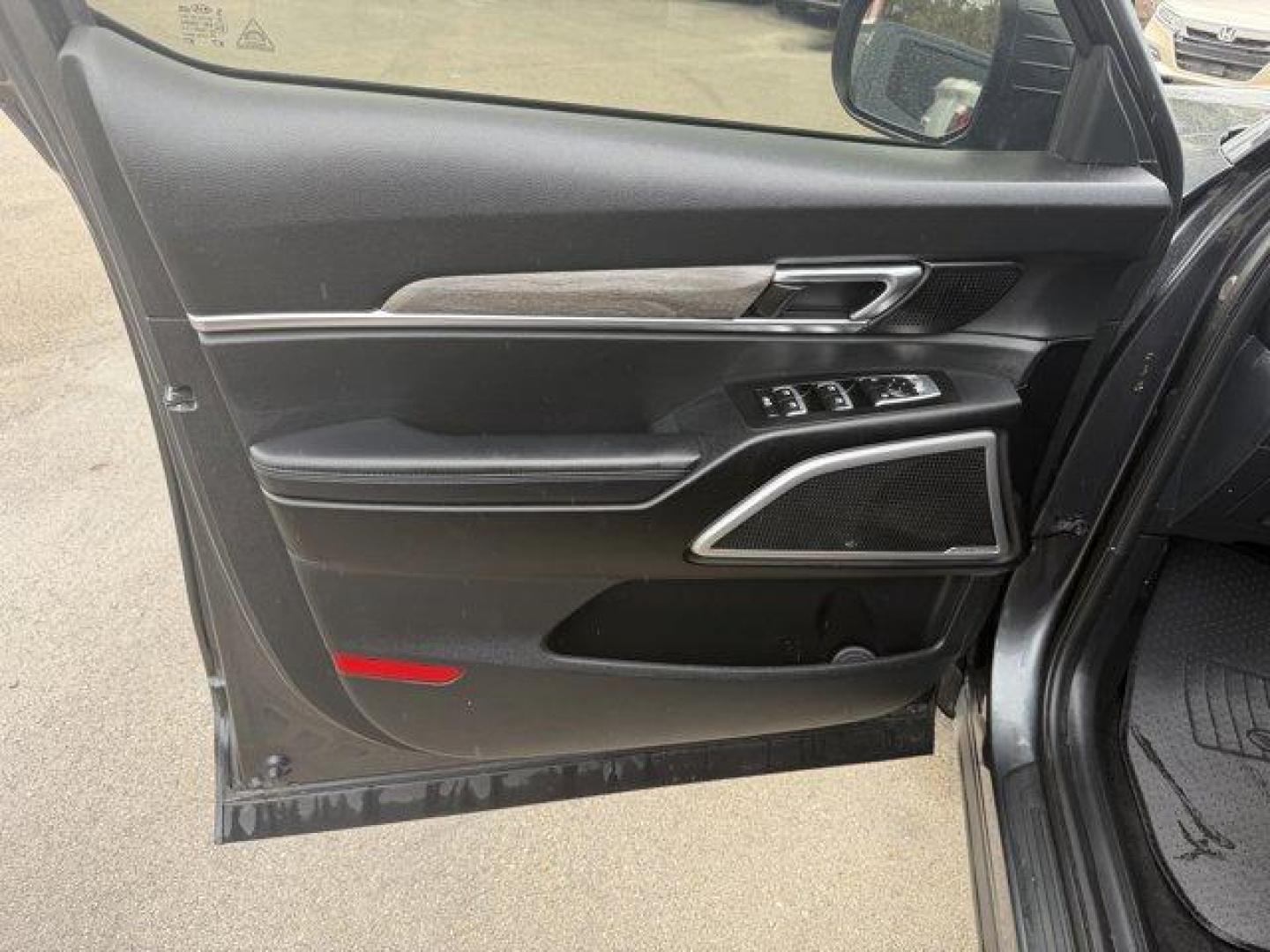 2021 Gravity Grey /Black Kia Telluride (5XYP3DHC5MG) with an 6 3.8 L engine, Automatic transmission, located at 27610 S Dixie Hwy, Homestead, FL, 33032, (305) 749-2348, 25.510241, -80.438301 - Boasts 24 Highway MPG and 19 City MPG! This Kia Telluride boasts a Regular Unleaded V-6 3.8 L/231 engine powering this Automatic transmission. WHEEL LOCKS, CARPETED FLOOR MATS, BLACK, LEATHER SEAT TRIM.* This Kia Telluride Features the Following Options *Wireless Phone Connectivity, Vehicle Stabilit - Photo#9