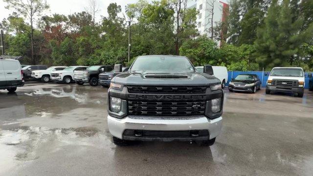 2020 Shadow Gray Metallic /Jet Black Chevrolet Silverado 2500HD (1GC4YLEY6LF) with an 8 6.6L engine, Automatic transmission, located at 27610 S Dixie Hwy, Homestead, FL, 33032, (305) 749-2348, 25.510241, -80.438301 - This Chevrolet Silverado 2500HD boasts a Turbocharged Diesel V8 6.6L/403 engine powering this Automatic transmission. WT CONVENIENCE PACKAGE includes (AQQ) Remote Keyless Entry, (QT5) EZ Lift power lock and release tailgate, (AKO) tinted windows, (C49) rear-window defogger, (K34) cruise control, (DB- Photo#7