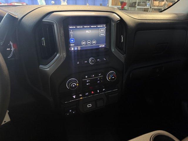 2020 Shadow Gray Metallic /Jet Black Chevrolet Silverado 2500HD (1GC4YLEY6LF) with an 8 6.6L engine, Automatic transmission, located at 27610 S Dixie Hwy, Homestead, FL, 33032, (305) 749-2348, 25.510241, -80.438301 - This Chevrolet Silverado 2500HD boasts a Turbocharged Diesel V8 6.6L/403 engine powering this Automatic transmission. WT CONVENIENCE PACKAGE includes (AQQ) Remote Keyless Entry, (QT5) EZ Lift power lock and release tailgate, (AKO) tinted windows, (C49) rear-window defogger, (K34) cruise control, (DB- Photo#9