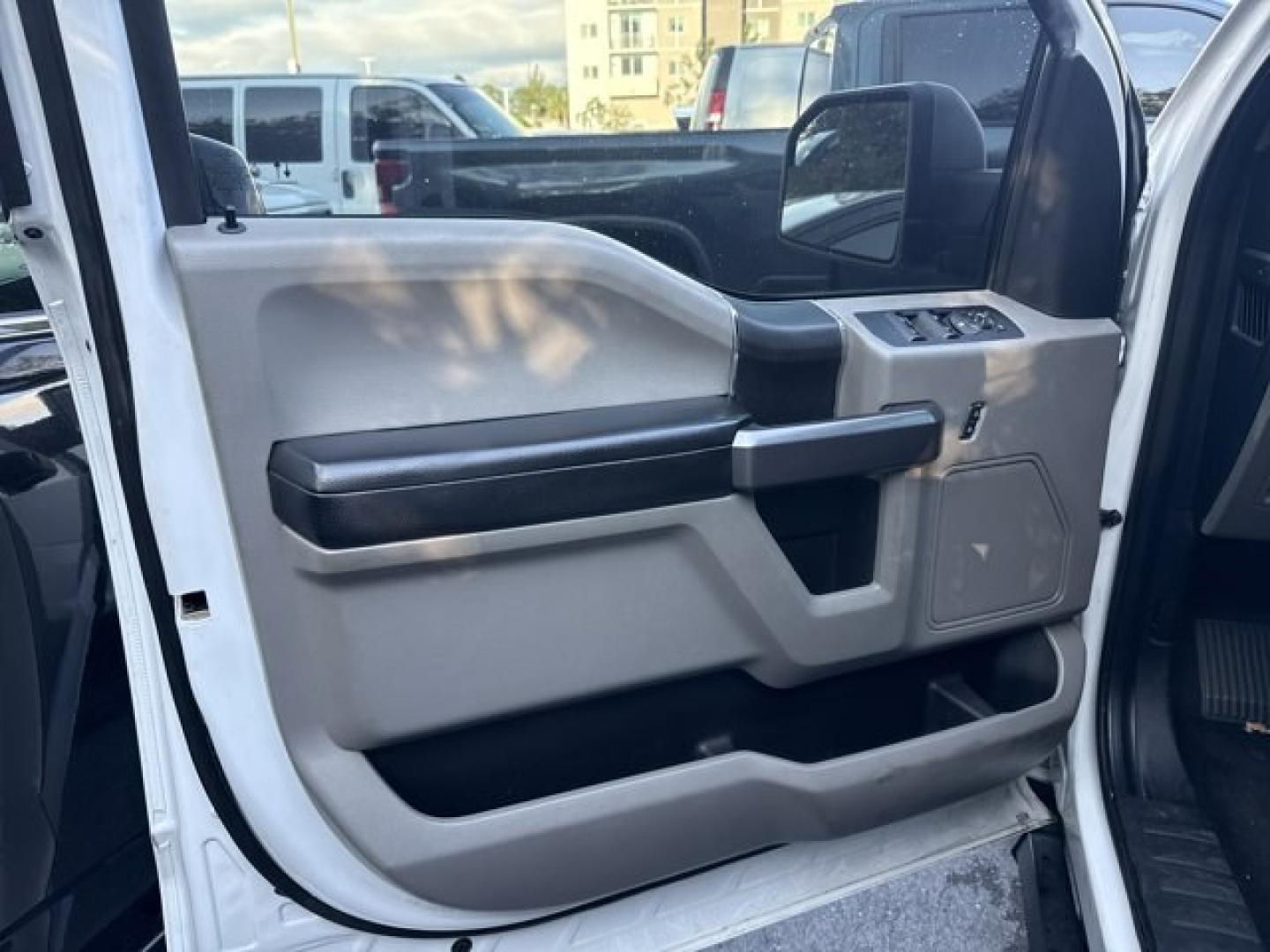 2020 White Ford F-150 (1FTEW1C51LF) with an 8 5.0 L engine, Automatic transmission, located at 27610 S Dixie Hwy, Homestead, FL, 33032, (305) 749-2348, 25.510241, -80.438301 - This Ford F-150 boasts a Regular Unleaded V8 5.0 L engine powering this Automatic transmission. ENGINE: 5.0L V8 -inc: auto start-stop technology and flex-fuel capability, GVWR: 6,800 lbs Payload Package, 3.15 Axle Ratio, Transmission w/Driver Selectable Mode and SelectShift Sequential Shift Control, - Photo#11