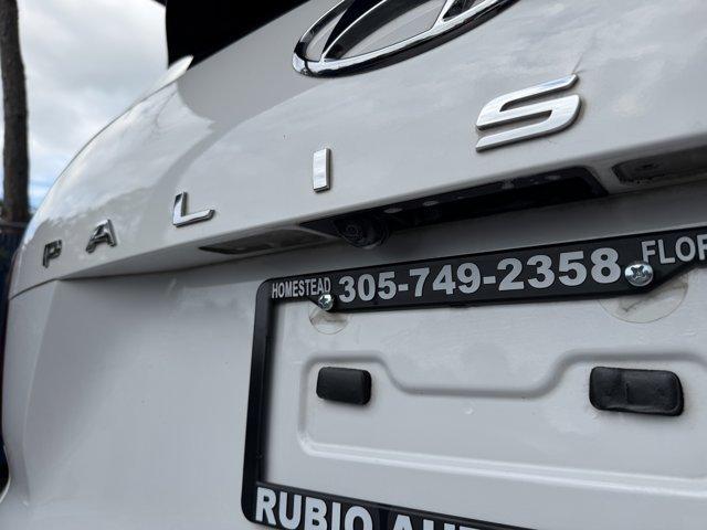 2020 Hyper White /Beige Hyundai Palisade (KM8R5DHE9LU) with an 6 3.8 L engine, Automatic transmission, located at 27610 S Dixie Hwy, Homestead, FL, 33032, (305) 749-2348, 25.510241, -80.438301 - KBB.com 10 Best SUVs Worth Waiting For. Scores 24 Highway MPG and 19 City MPG! This Hyundai Palisade delivers a Regular Unleaded V-6 3.8 L/231 engine powering this Automatic transmission. WHEEL LOCKS, OPTION GROUP 01, FIRST AID KIT.* This Hyundai Palisade Features the Following Options *CARPETED FLO - Photo#18