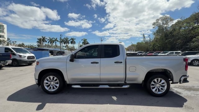 2019 Silver Ice Metallic /Jet Black Chevrolet Silverado 1500 (1GCRWBEF9KZ) with an 8 5.3L engine, Automatic transmission, located at 27610 S Dixie Hwy, Homestead, FL, 33032, (305) 749-2348, 25.510241, -80.438301 - Ward's 10 Best Engines. Scores 21 Highway MPG and 15 City MPG! This Chevrolet Silverado 1500 delivers a Gas V8 5.3L/325 engine powering this Automatic transmission. WHEELS, 20 X 9 (50.8 CM X 22.9 CM) SILVER PAINTED ALUMINUM (STD), TRANSMISSION, 6-SPEED AUTOMATIC, ELECTRONICALLY CONTROLLED (STD), TRA - Photo#1
