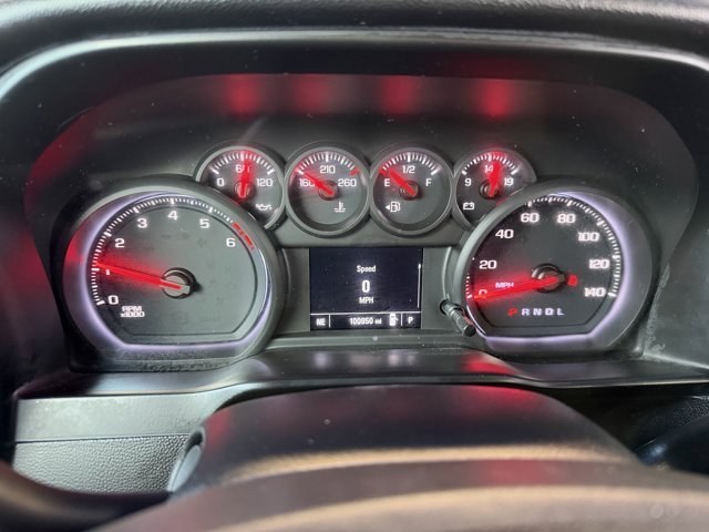 2019 Silver Ice Metallic /Jet Black Chevrolet Silverado 1500 (1GCRWBEF9KZ) with an 8 5.3L engine, Automatic transmission, located at 27610 S Dixie Hwy, Homestead, FL, 33032, (305) 749-2348, 25.510241, -80.438301 - Ward's 10 Best Engines. Scores 21 Highway MPG and 15 City MPG! This Chevrolet Silverado 1500 delivers a Gas V8 5.3L/325 engine powering this Automatic transmission. WHEELS, 20 X 9 (50.8 CM X 22.9 CM) SILVER PAINTED ALUMINUM (STD), TRANSMISSION, 6-SPEED AUTOMATIC, ELECTRONICALLY CONTROLLED (STD), TRA - Photo#8